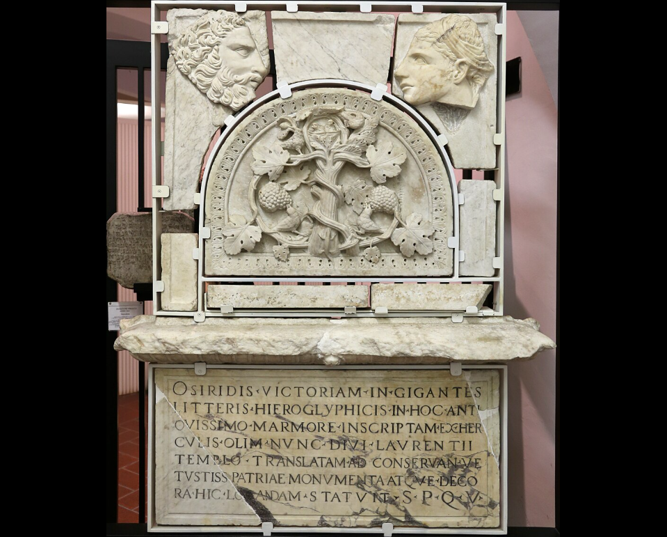 Il c.d. Marmo osiriano, realizzato da Annio, oggi conservato al Museo di Viterbo
