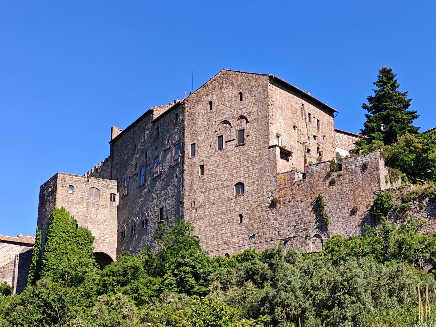 Area del Colle del Duomo, vista da Valle Faul